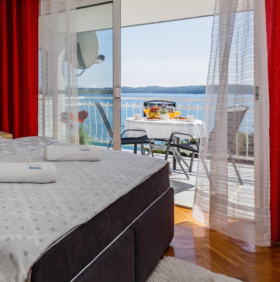 Adriatic Sea View Apartments Трогір Екстер'єр фото